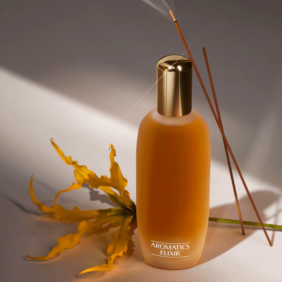 Clinique Aromatics Elixir Eau de Parfum 100ml - Image 4