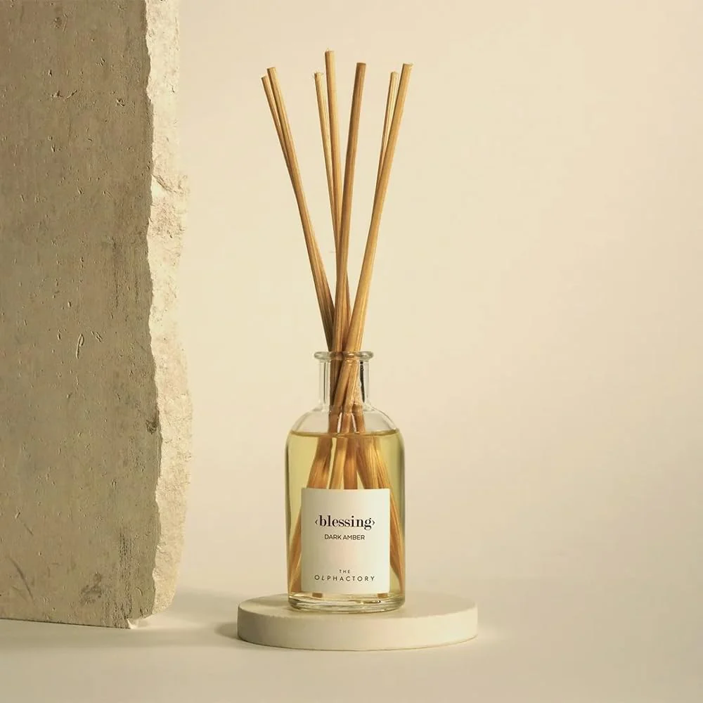 The Olphactory Blessing Dark Amber Reed Diffuser 250ml - Image 2